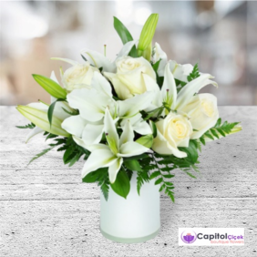 Altunizade Çiçek Siparişi Beyaz Lilyumlu Gül Aranjmanı